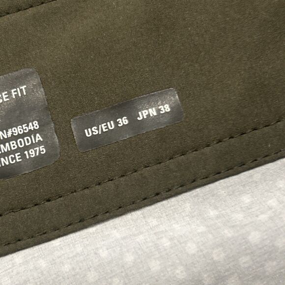 Oakley Board Shorts Mens 36 Performance Fit Swimming Surf Green Swim Trunks - Picture 3 of 7